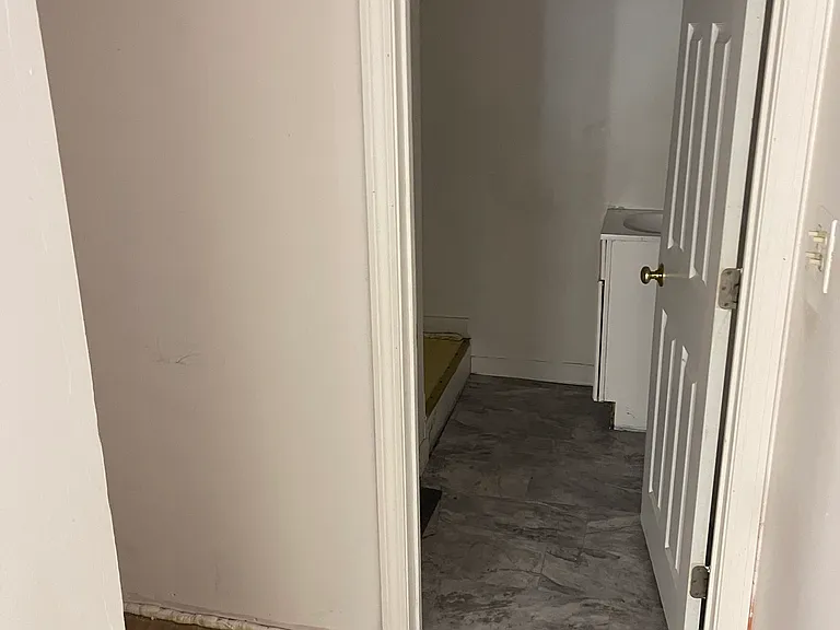 1109 Charles St #3 — Photo 3