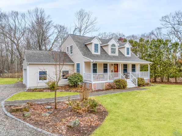 34 Stewart Drive, Norwich, CT 06360