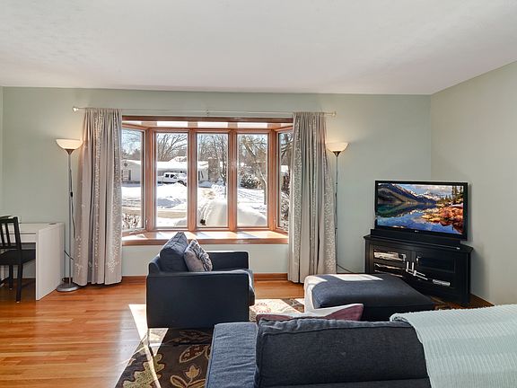 4th image of 6519 Briargate Dr