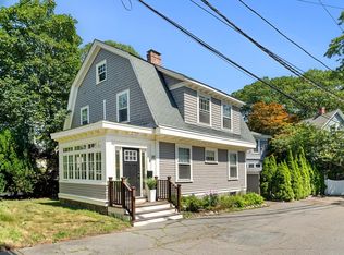 22 Hardy Rd, Swampscott, MA 01907