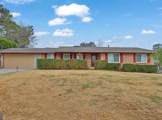 643 Rebecca St, Lilburn, GA