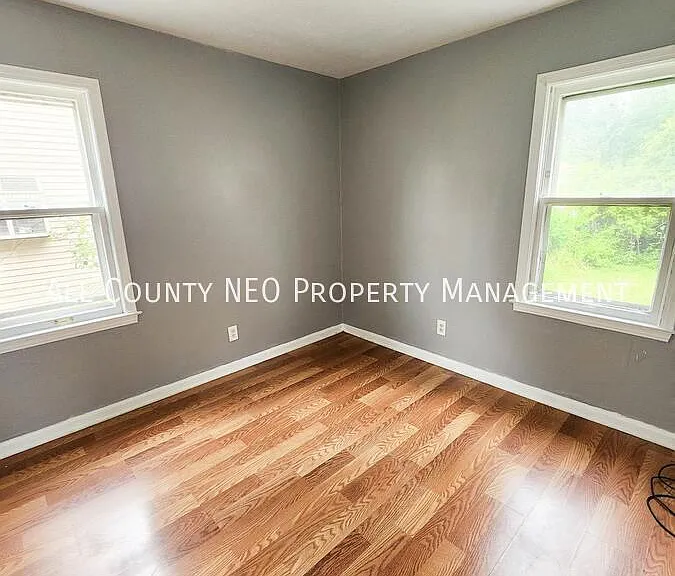 16409 Cloverside Ave — Photo 12