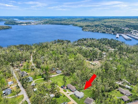 2nd image of 80 Bluebird Rd