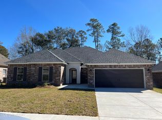 7327 S Aberdeen Dr, Pass Christian, MS 39571