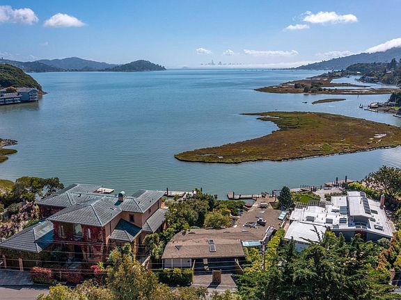 4th image of 30 Harbor Cove Way