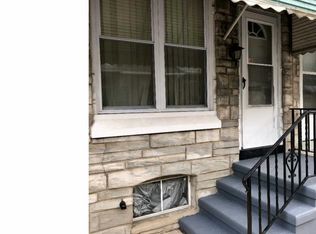 1445 Moss St, Reading, PA 19604