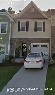 3 bed, 2.5 bath, 1630 sqft, $1,995 — Photo 3