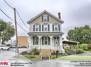 1 W Market St, Myerstown, PA 17067