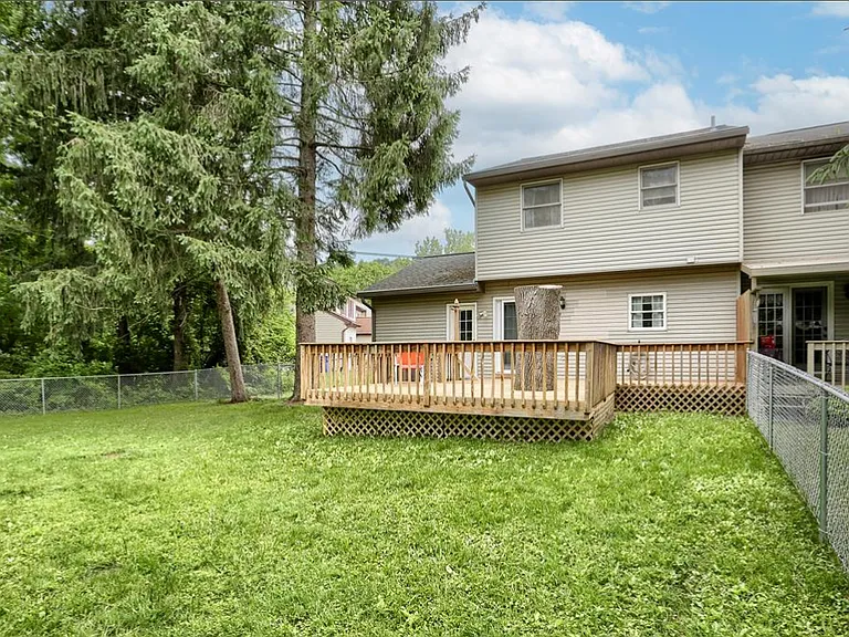 9148 Joyce Ln #9148 — Photo 31