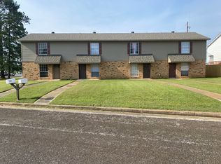 1256 Meadowview Dr, Longview, TX 75604