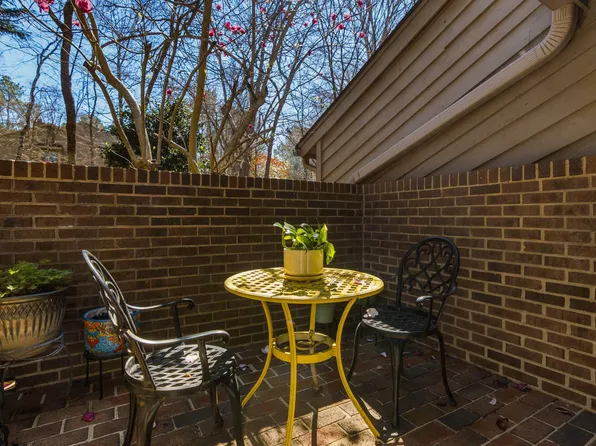 13 Creekview Ln, Durham, NC 27705