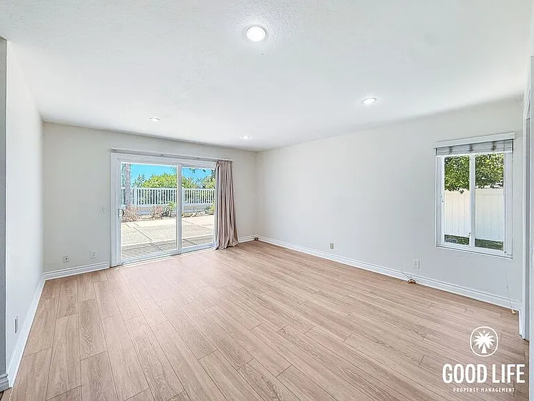 11775 Scripps Lake Dr — Photo 11