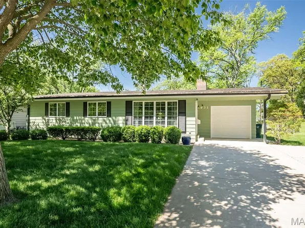 931 Nana Ln, Saint Louis, MO 63131