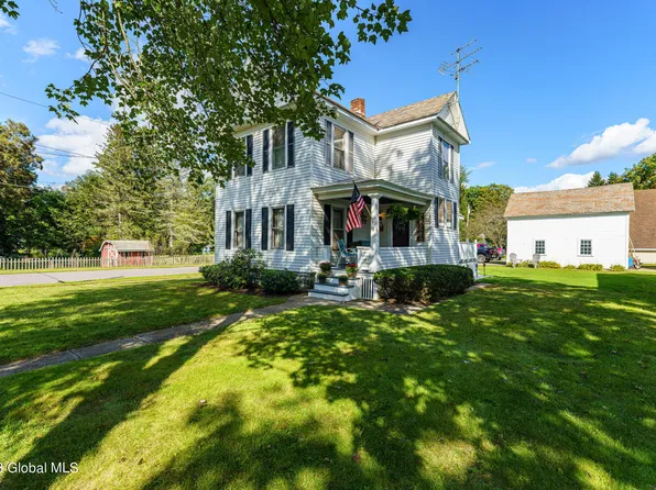 6 Whipple Place, Greenwich, NY 12834