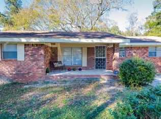 2910 Rhythm Ln, Pensacola, FL 32505