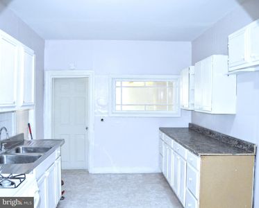 90 E State St, Camden, NJ, 08105