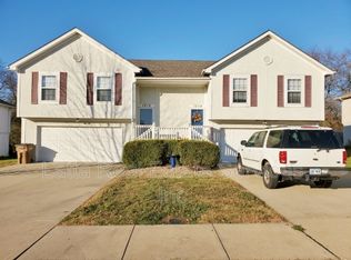1210 Granada Dr, Raymore, MO 64083