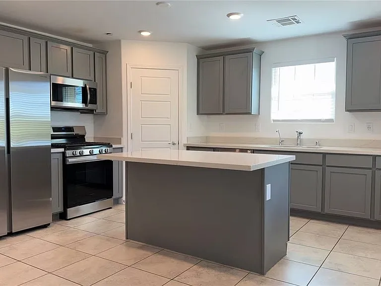 699 Pickled Pepper Pl — Photo 9
