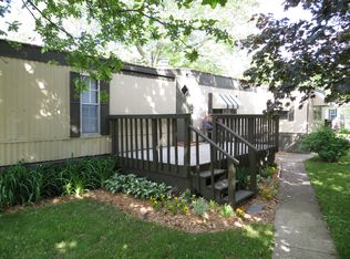 1319 Belhurst Ct NE, Belmont, MI 49306