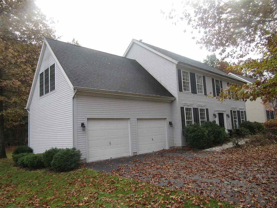 1st image of 73 Cobble Hill Dr
