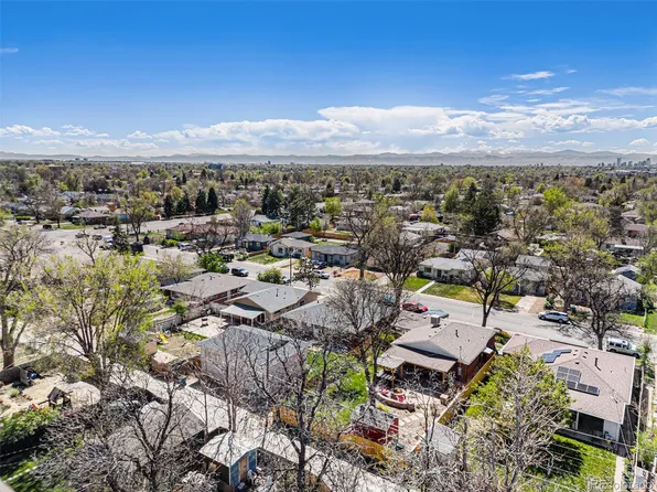 2064 Ironton Street, Aurora, CO 80010