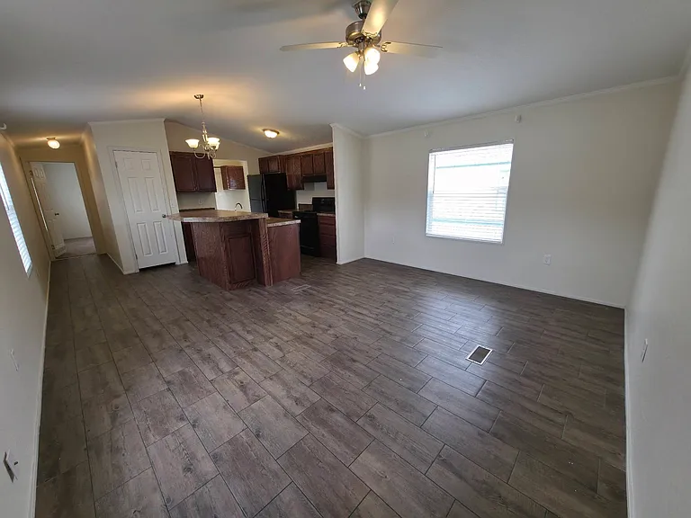1440 W Plum St #152 — Photo 4