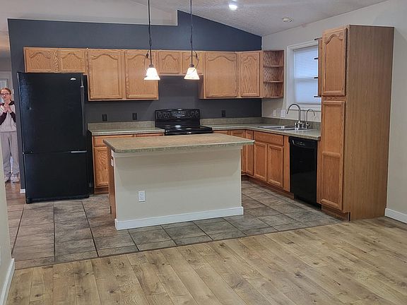 2nd image of 4109 Oleary St