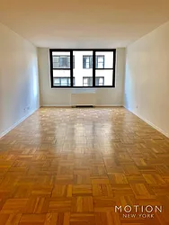 Rented by MOTION New York