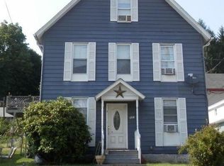 892 Maple Ave, Honesdale, PA 18431
