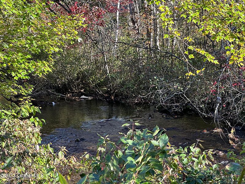4th image of 6560 State Route 8
