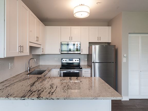 4th image of 1554 W Hollywood Ave #1554-301