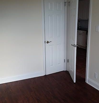 3rd image of 71-71 Yellowstone Blvd