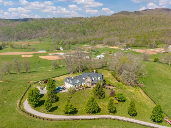 1281 Lobelia Rd, Hillsboro, WV 24946