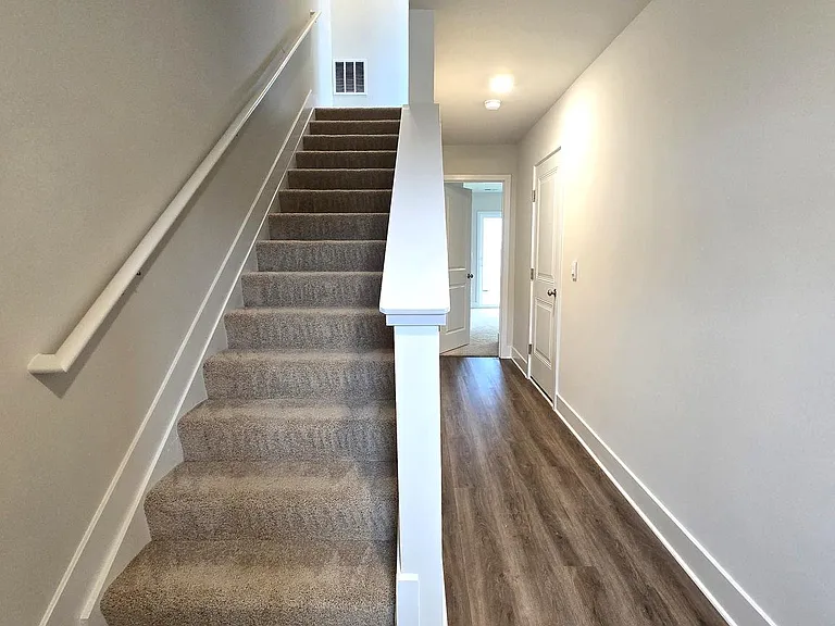 117 Lakota St — Photo 4