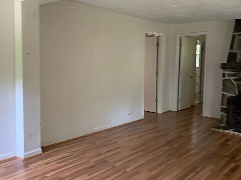 726 Middle Fork Rd — Photo 5