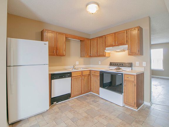 5th image of 2550 Old Russellville Pike APT 3