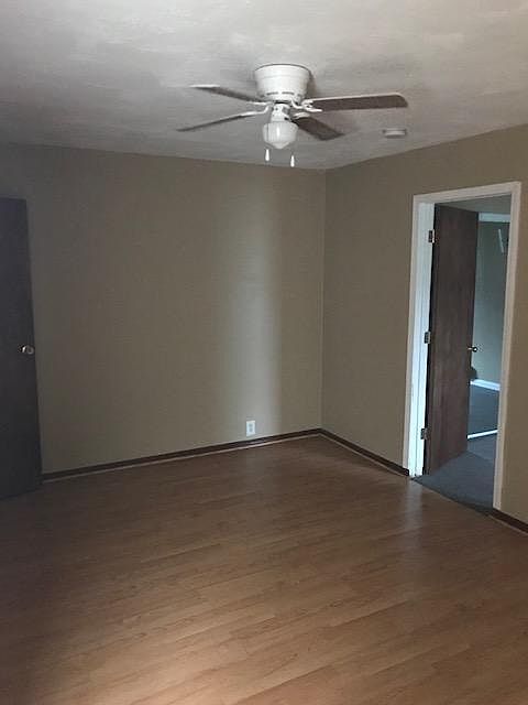 2nd image of 177 S Van Buren Ave APT 3