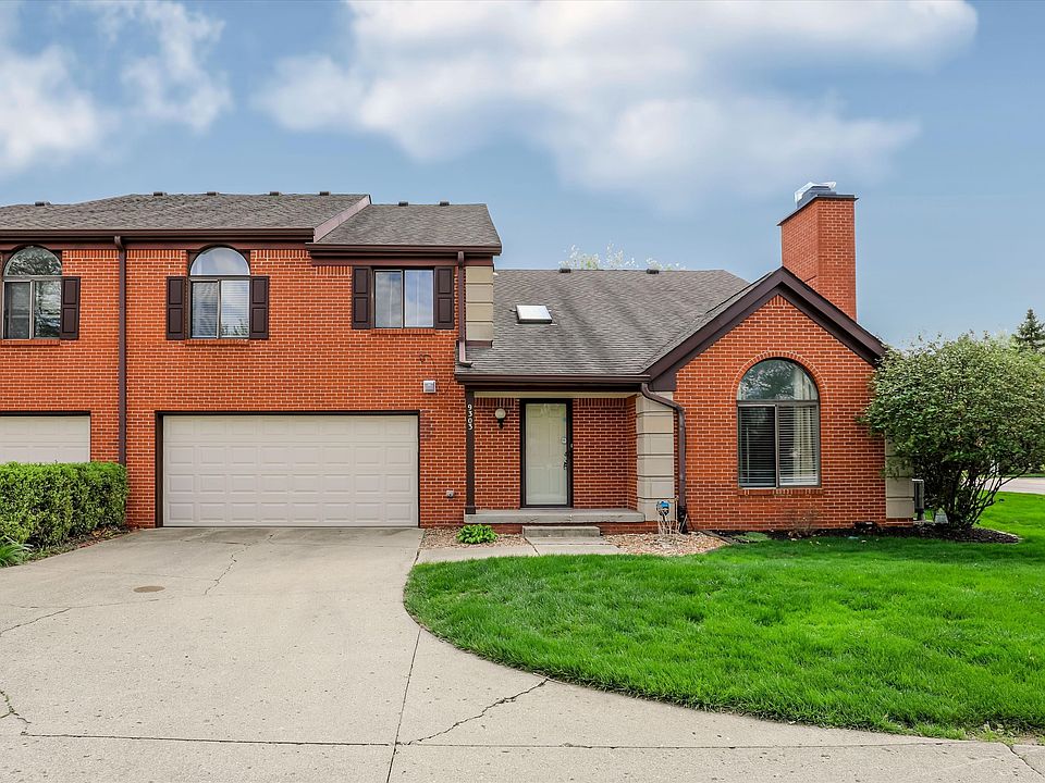 1st image of 9303 Golden Oaks W