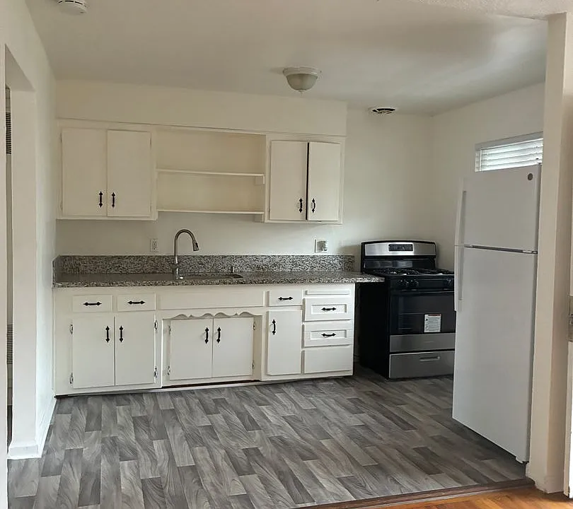 412-418 3rd St