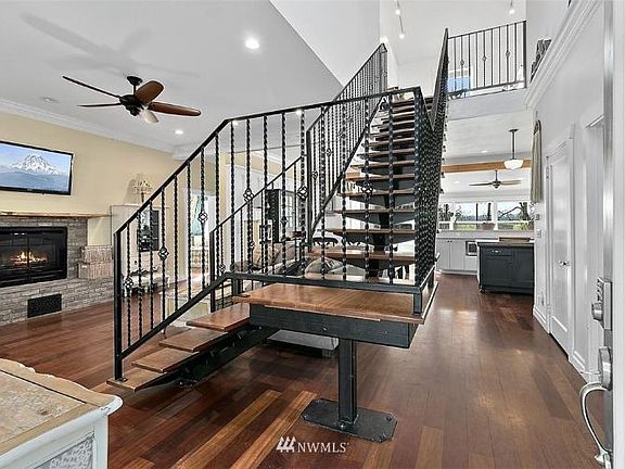 5th image of 19333 161st Way SE