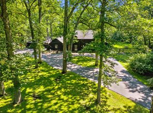 2570 Riverwoods Rd, Riverwoods, IL 60015