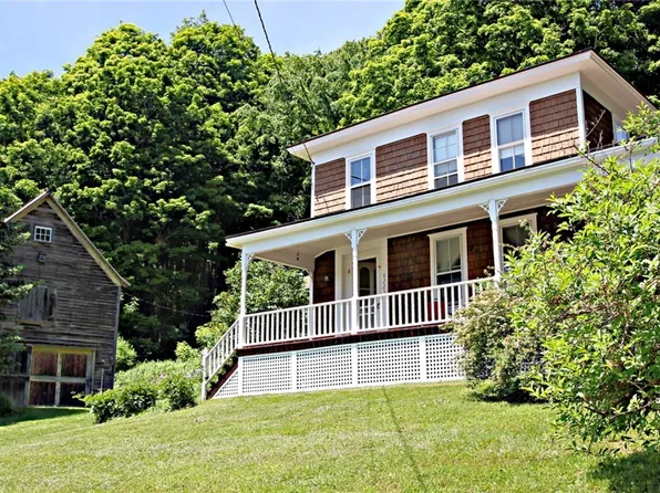 8225 Hill Rd, Hubbardsville, NY 13355