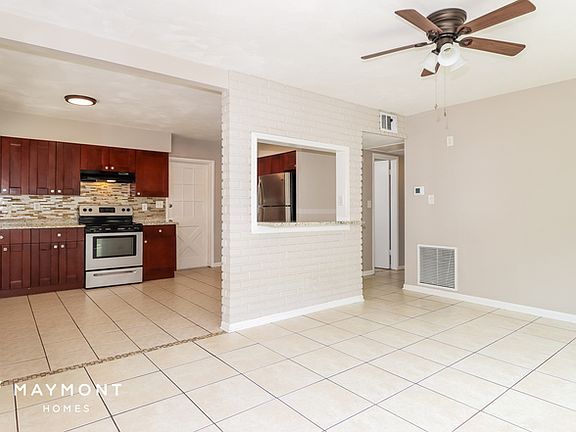 3rd image of 7127 32nd Ave N