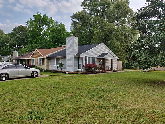 5th image of 351 Somerset Dr