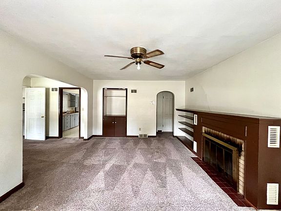 4th image of 1107 Claflin Main
