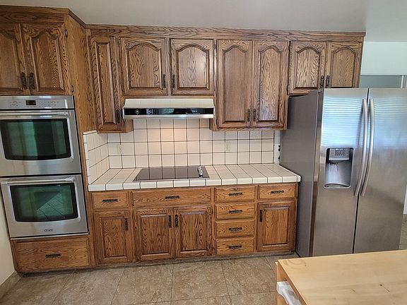 5th image of 2535 Hampton Ave