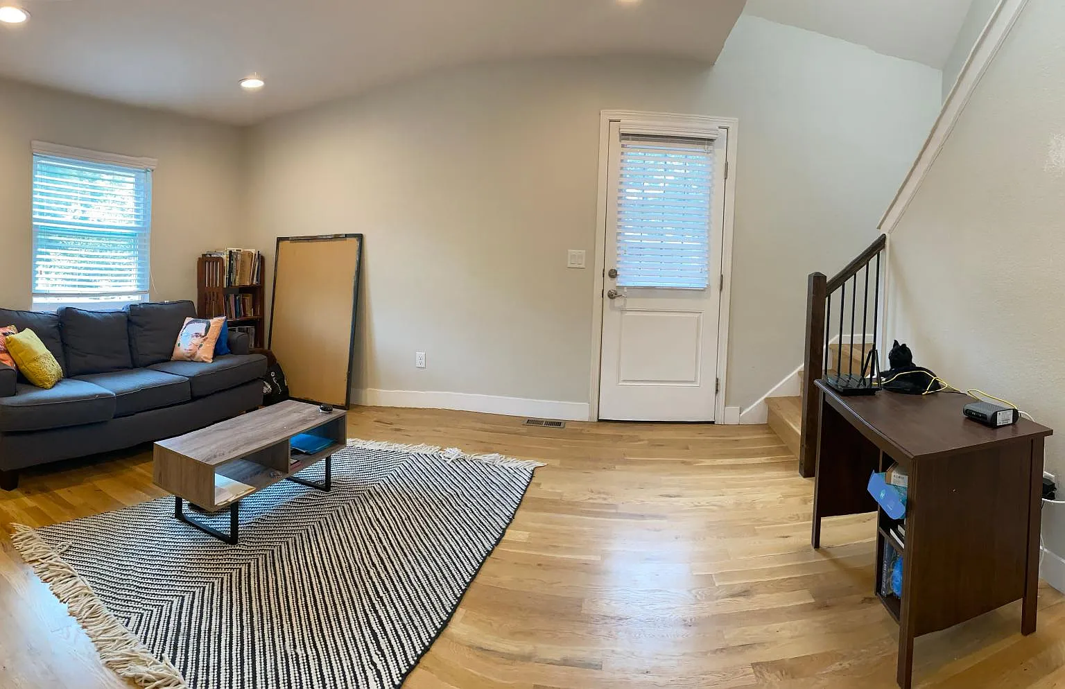 4 bed, 2232 sqft, $3,985 — Photo 4