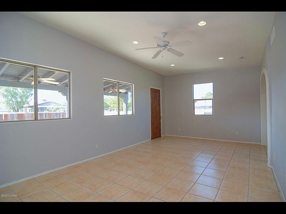 4th image of 2638 N Fontana Ave