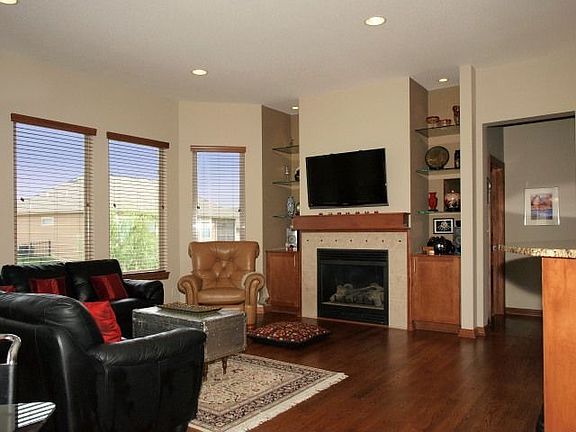 Family/Hearth/Great Room