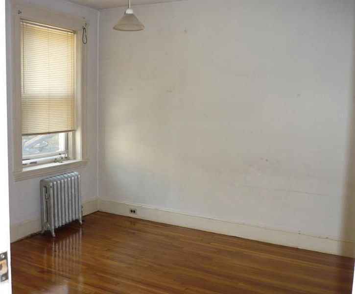 2nd image of 237 Freeman St #2C